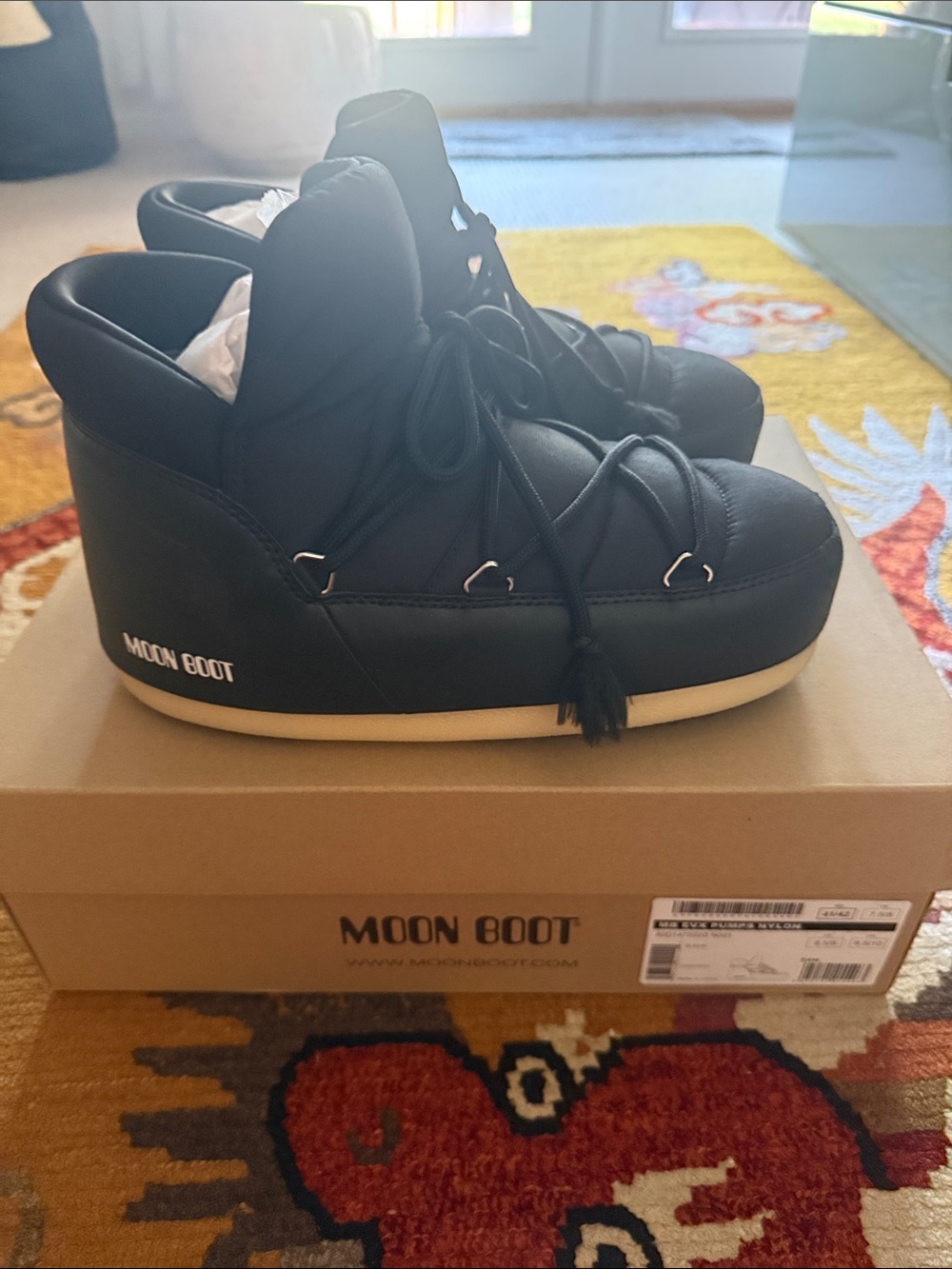 Moon boot black nylon pumps US size 8.5/9 - Picture 3 of 5